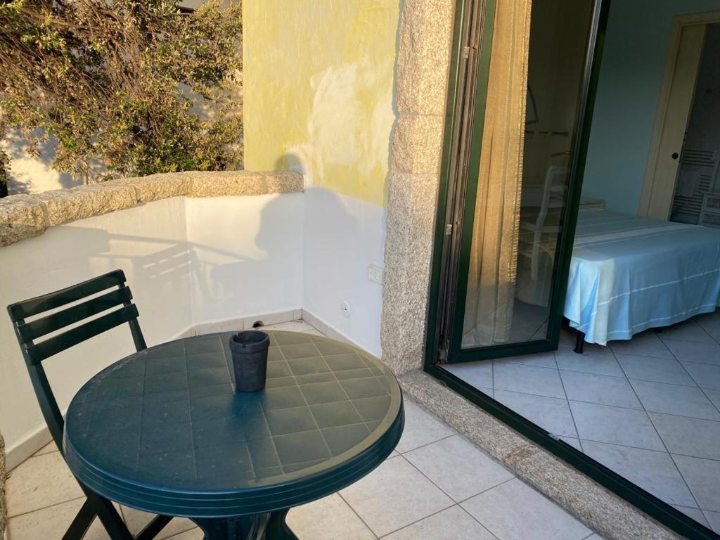 B&B Le Farfalle Palau Εξωτερικό φωτογραφία
