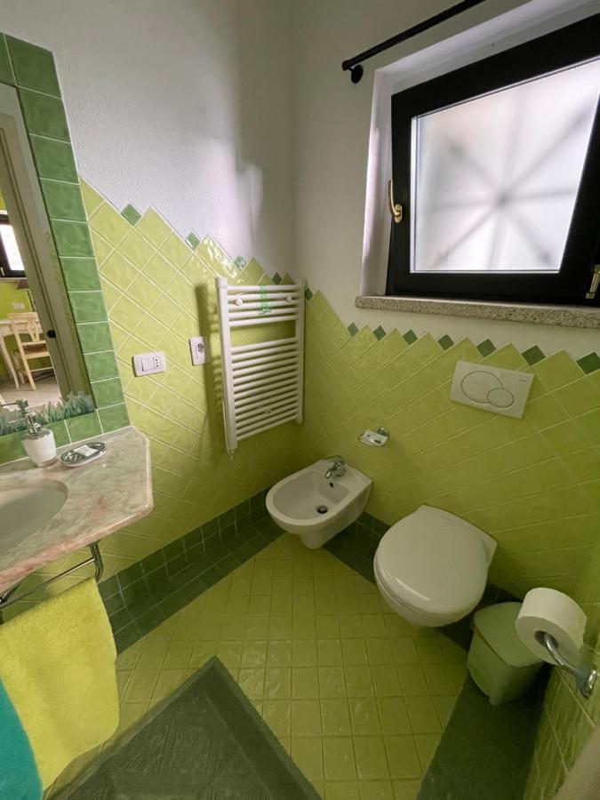B&B Le Farfalle Palau Εξωτερικό φωτογραφία