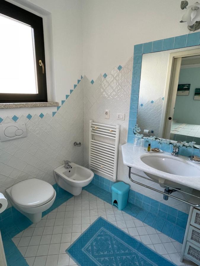 B&B Le Farfalle Palau Εξωτερικό φωτογραφία