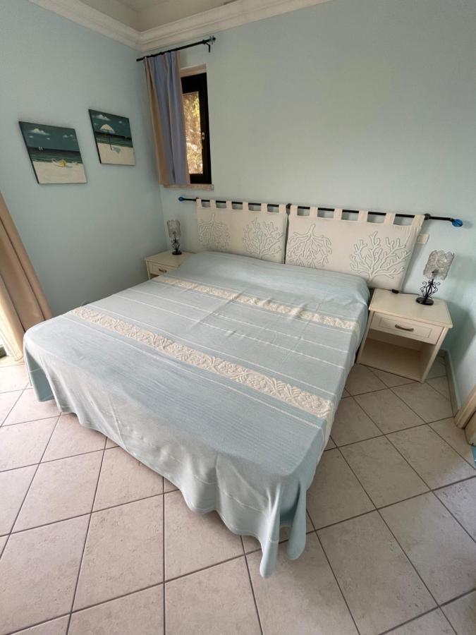 B&B Le Farfalle Palau Εξωτερικό φωτογραφία